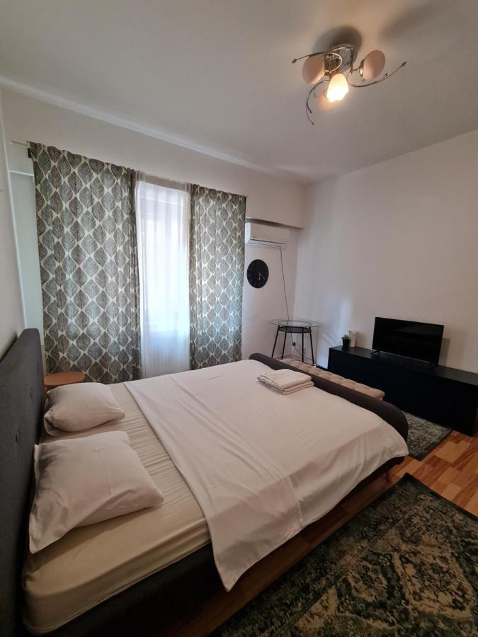 Color Apartments Nicolae Tonitza St Bucureşti Ngoại thất bức ảnh