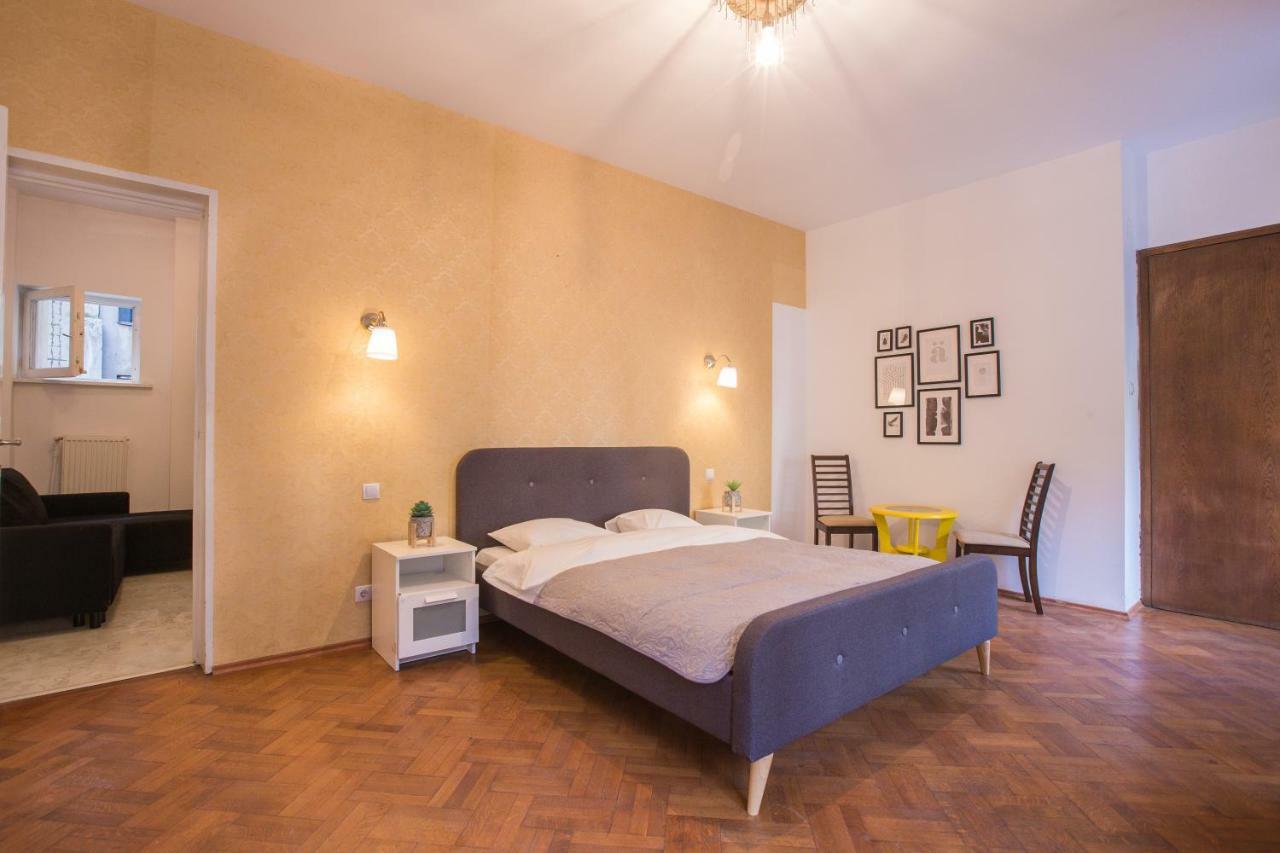 Color Apartments Nicolae Tonitza St Bucureşti Ngoại thất bức ảnh