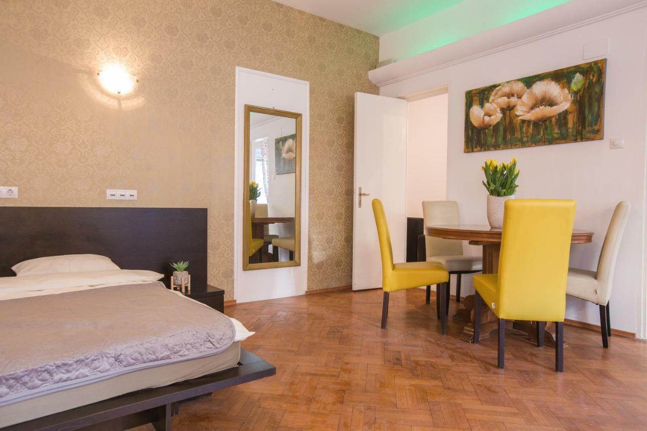 Color Apartments Nicolae Tonitza St Bucureşti Ngoại thất bức ảnh