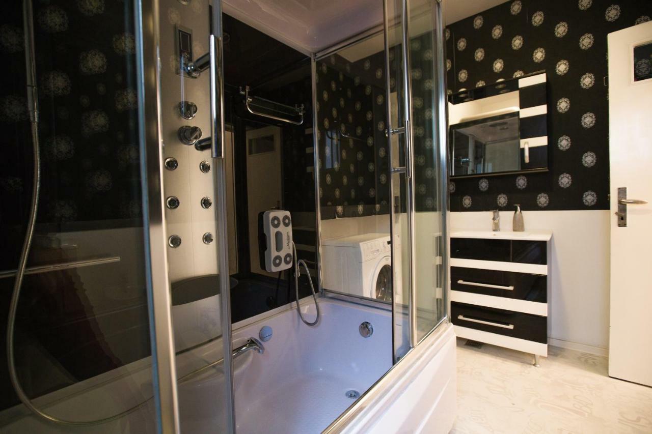Color Apartments Nicolae Tonitza St Bucureşti Ngoại thất bức ảnh
