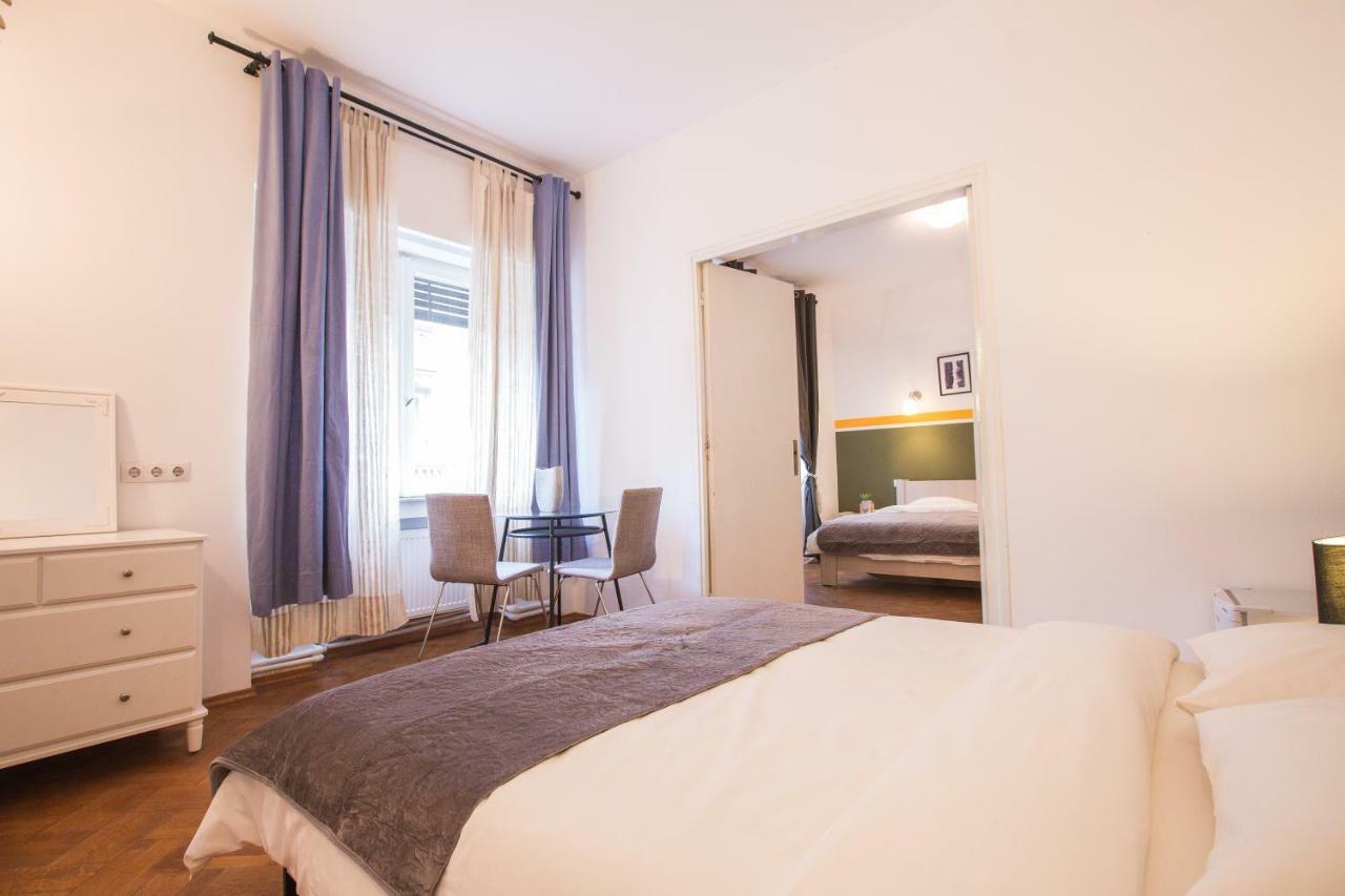 Color Apartments Nicolae Tonitza St Bucureşti Ngoại thất bức ảnh