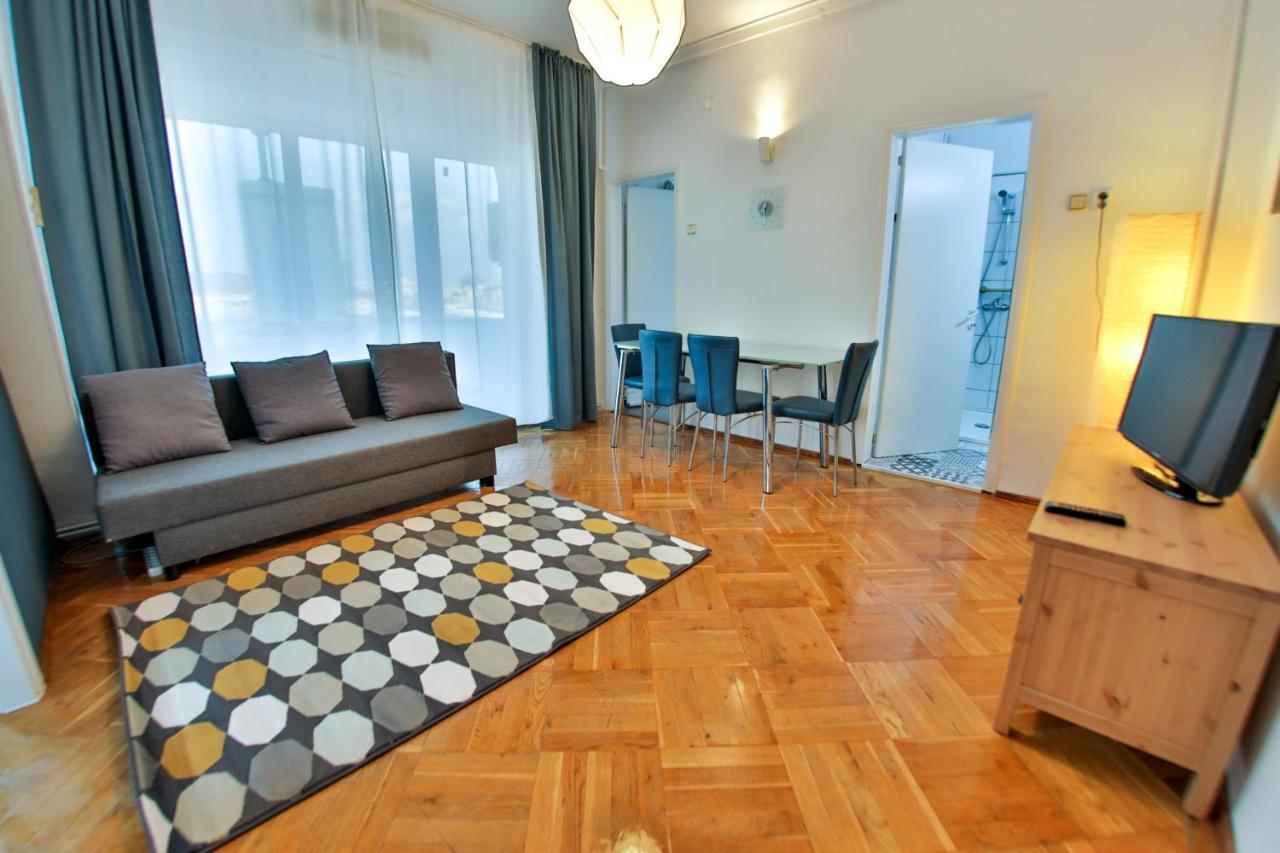 Color Apartments Nicolae Tonitza St Bucureşti Ngoại thất bức ảnh