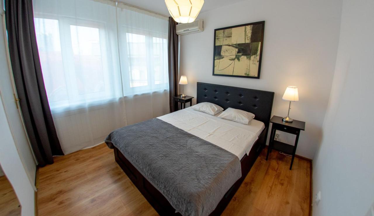 Color Apartments Nicolae Tonitza St Bucureşti Ngoại thất bức ảnh