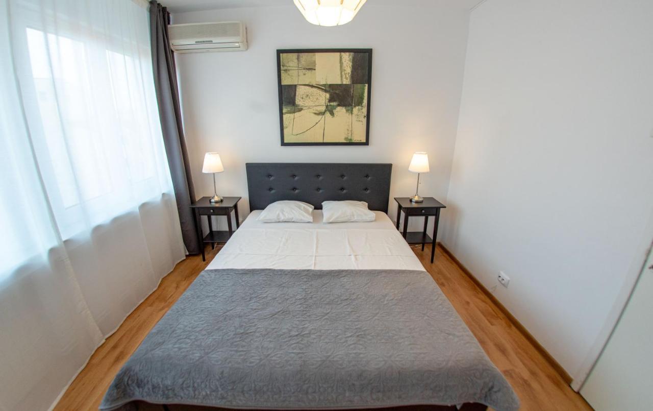 Color Apartments Nicolae Tonitza St Bucureşti Ngoại thất bức ảnh